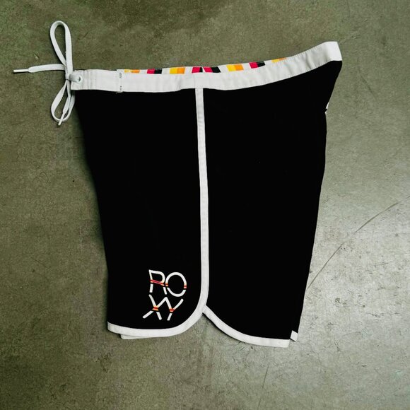 ROXY WOMEN'S BOARD SHORTS BLACK WITH WHITE TRIM SIZE 5 JUNIORS - Picture 3 of 14
